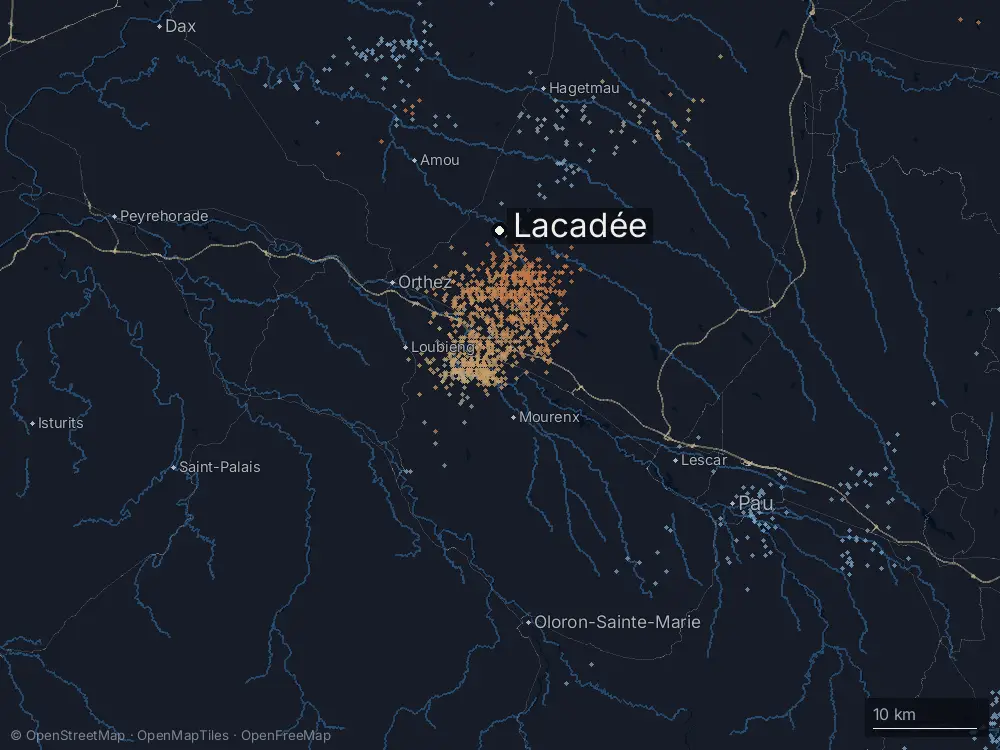 Karte der Blitze bei Lacadée am Dienstag, 28. April 2026