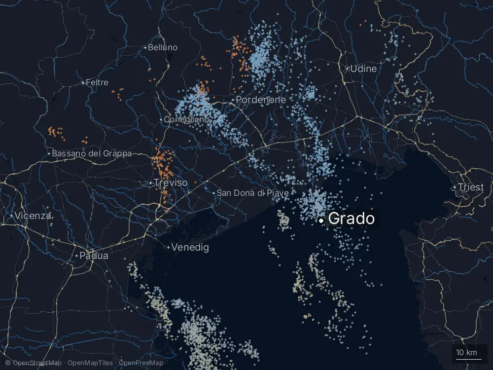 Karte der Blitze bei Grado am Montag, 6. Juli 2026